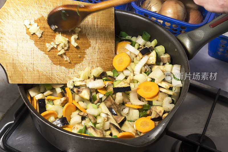 Making a vegetable soup